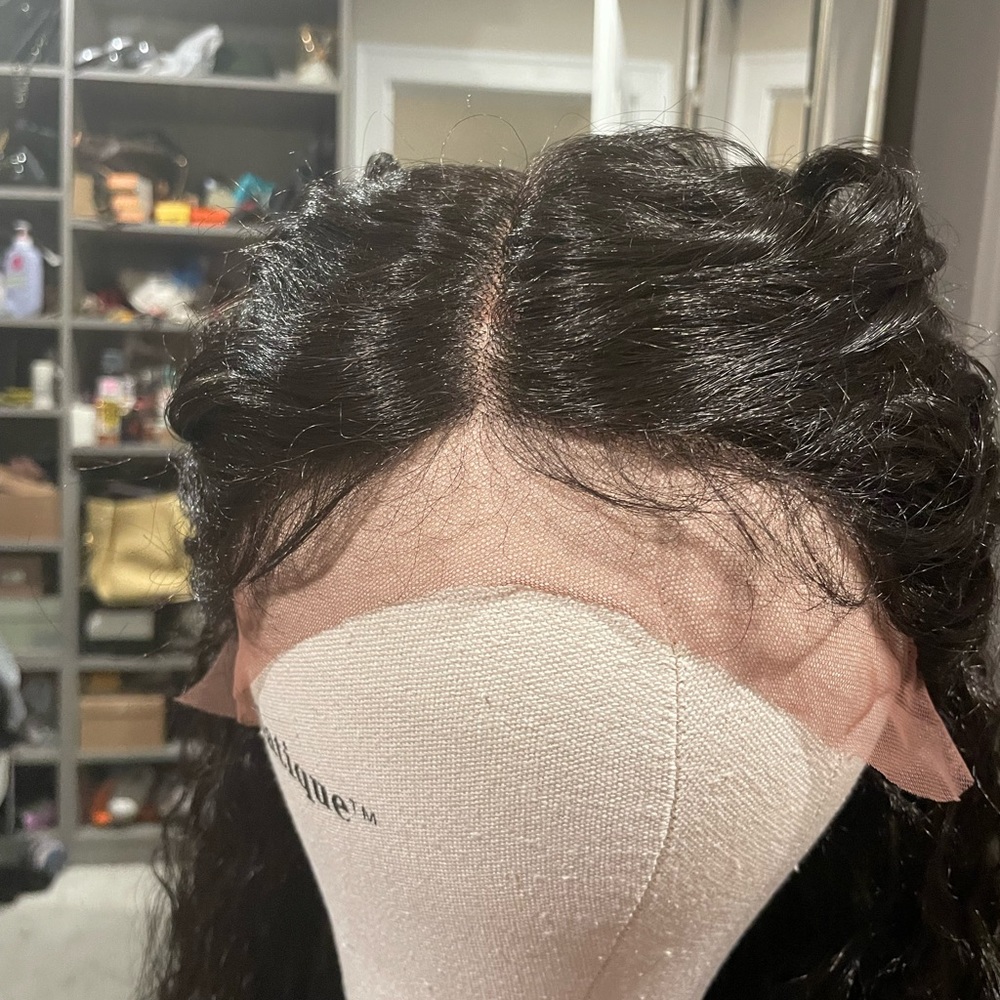 Lace wig - Picture 3 of 9